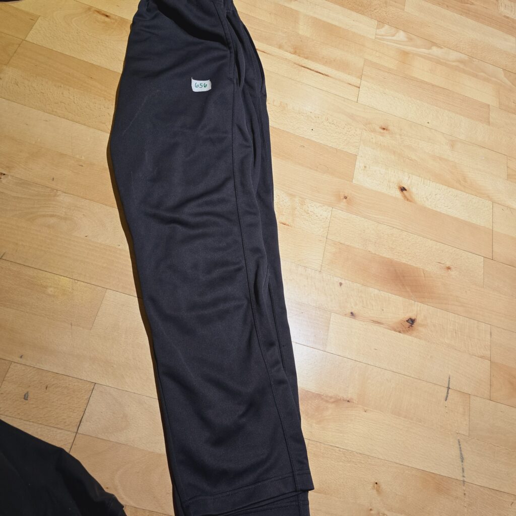 656-Black-Champion-Sweatpants-Main