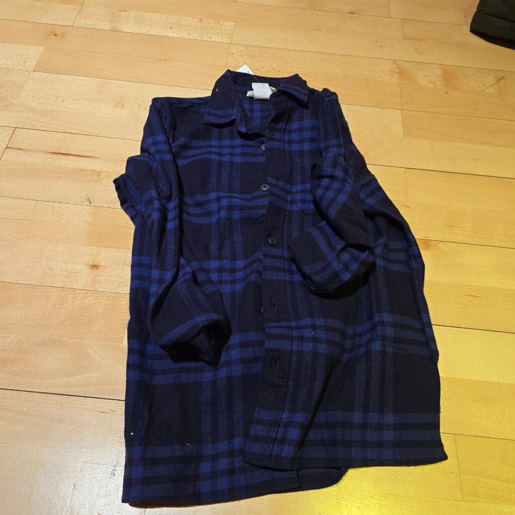 811-Blue-Plaid-Flannel-Shirt-Main